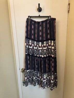 Solitaire Boho Tiered Maxi Skirt in Navy and White